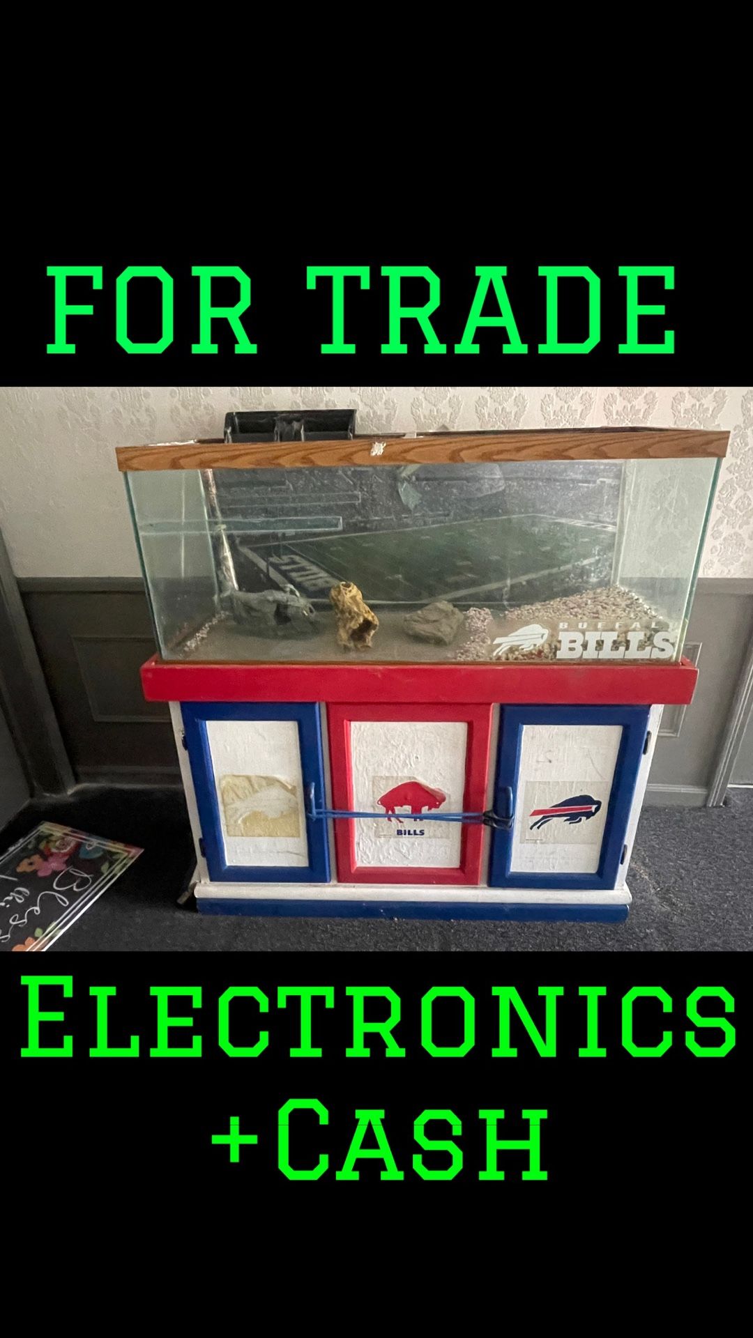 FOR TRADE 75 GALLON FISH TANK AND STAND.