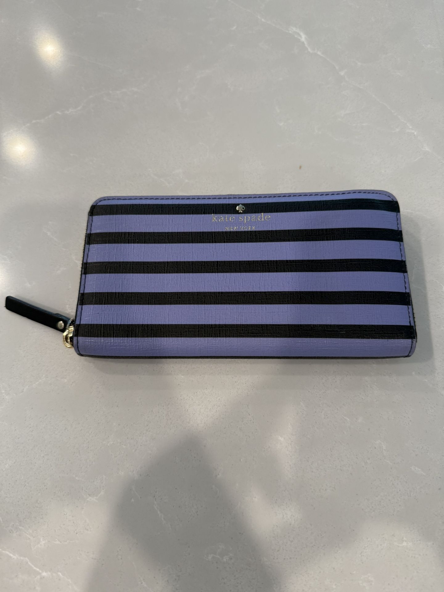 Kate Spade Zip Up Wallet
