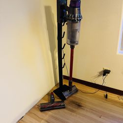 Dyson V11 Outsize Vacuum Cleaner With Stand