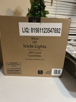 Memer’s mark icicle Christmas Lights Cool White 18 Feet