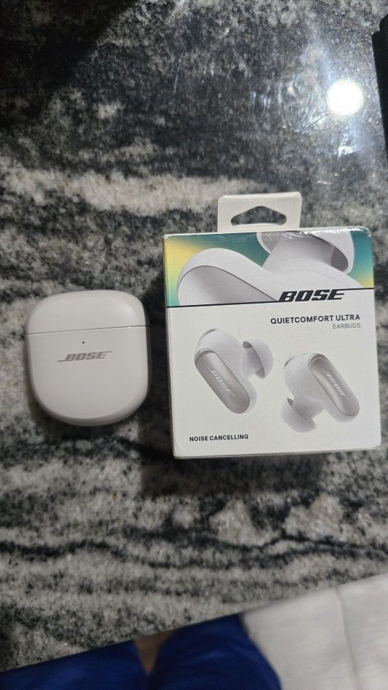 Brand New Bose quietcomfort ultra earbuds with box