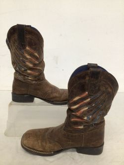Cody James Scratch American Flag Western Boots Size M5, W7, 5Y Brown Square Toe