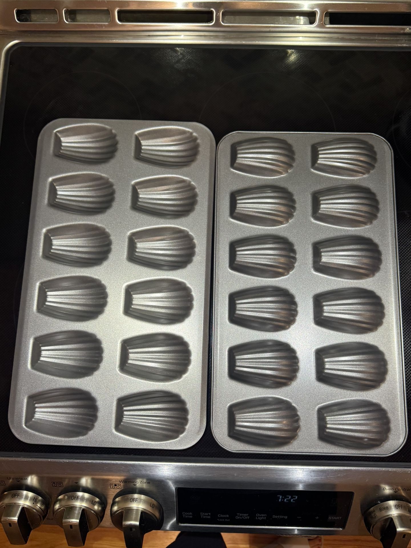 Set Of 2 Madeleine Pans Nonstick