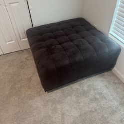 Couch Center Ottoman 