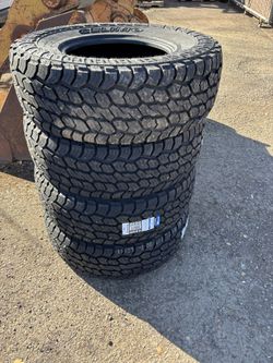 35x12.50xR17 A/T New Tires