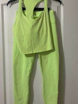 Size small fabletics set