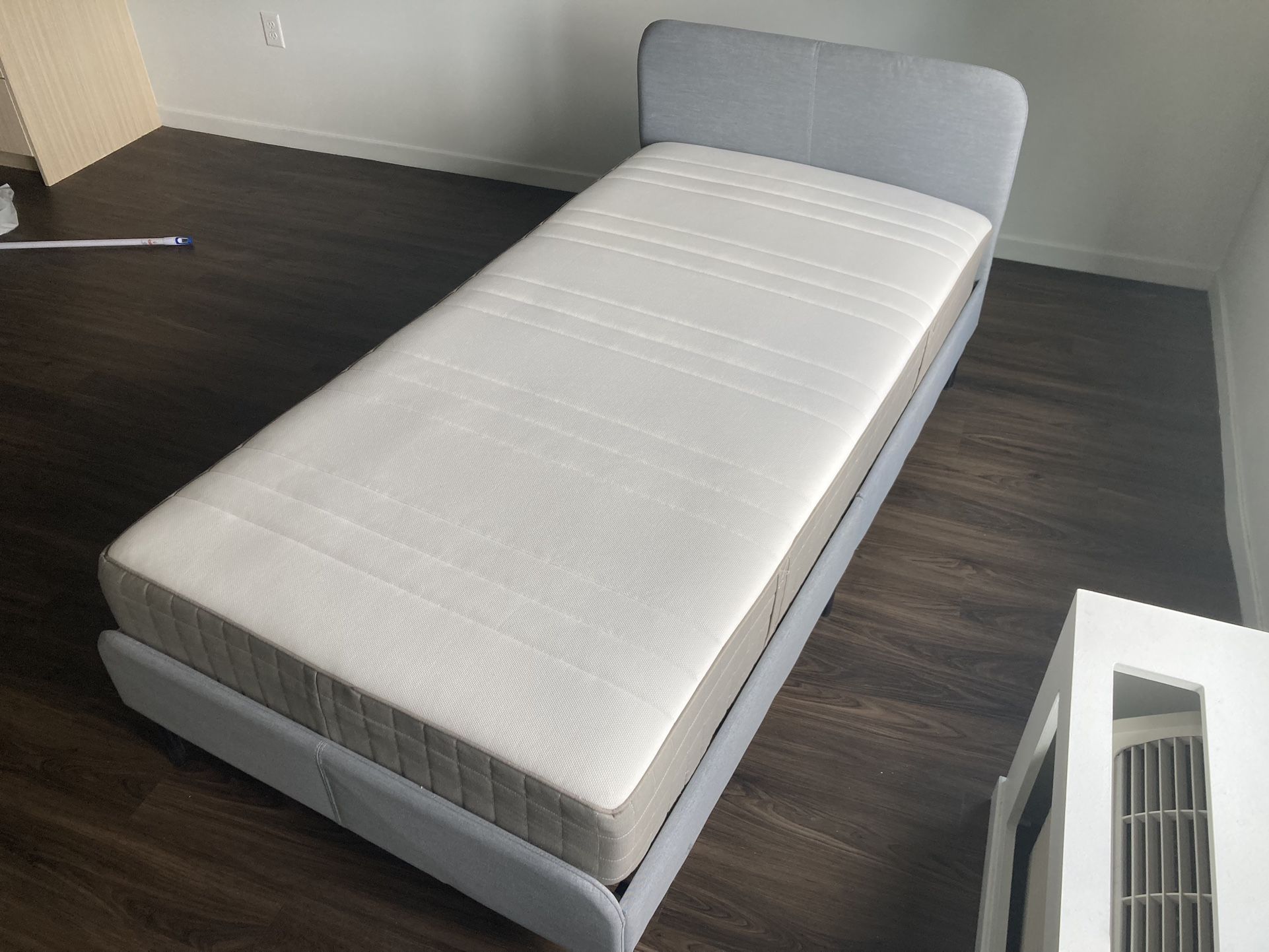 IKEA Twin Bed (Slattum) + Mattress