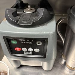 Restaurant Equipment/ Equipo De Restaurante 