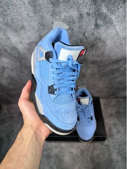 Jordan 4 UNC size 5.5