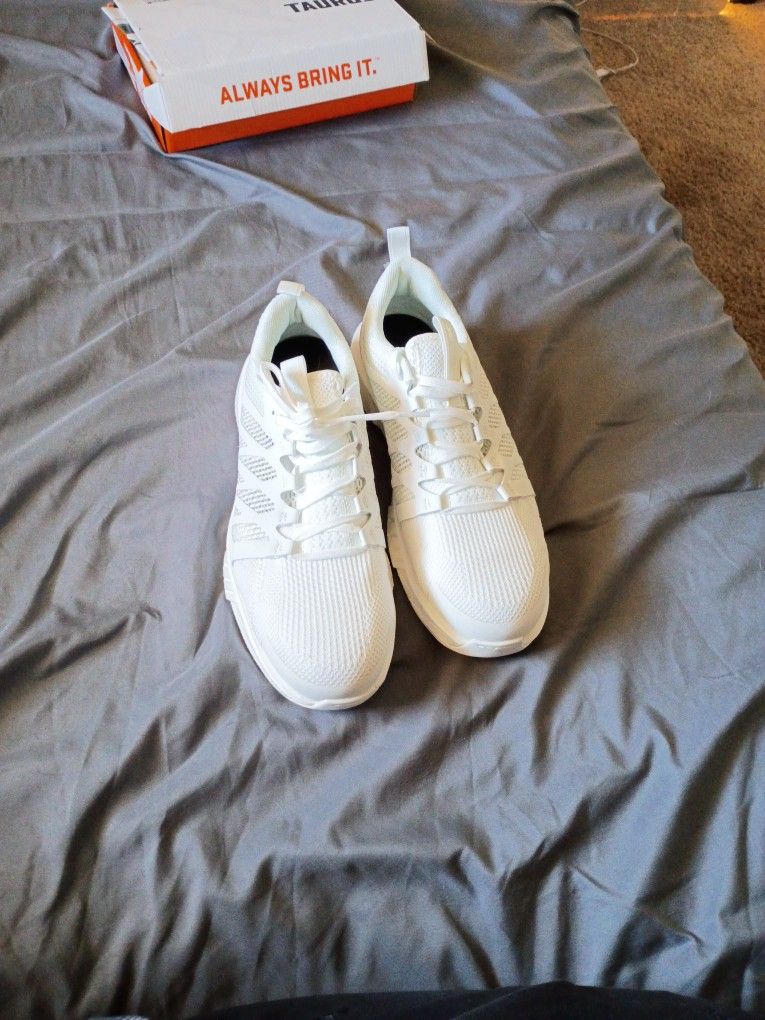 Brand New Reebok Steal Toe  Shoes Size 7