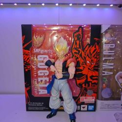 SHF DBZ GOGETA NYCC 