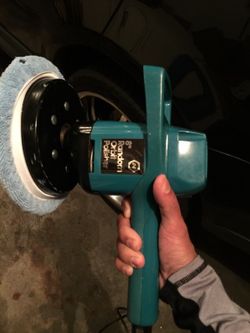 Black and Decker 8 random orbital polisher for Sale in Edmonds