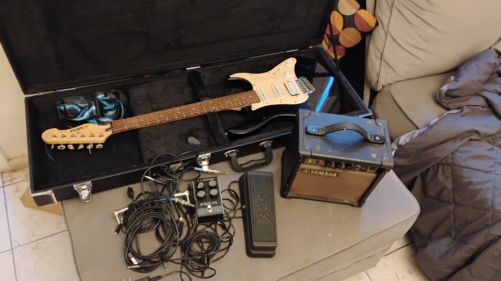 Yamaha EG 112C Electric Guitar And GA-10 Amplifier Complete Set With Pedal And Wire Connections