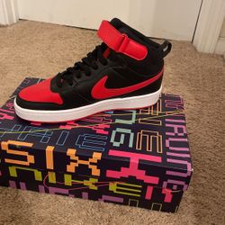 Nike Court Borough Mid 2 GS ‘Bred’ Size 7