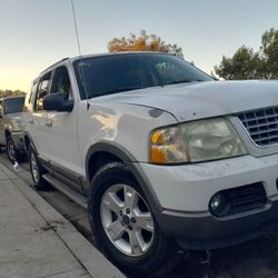 2003 Ford Explorer