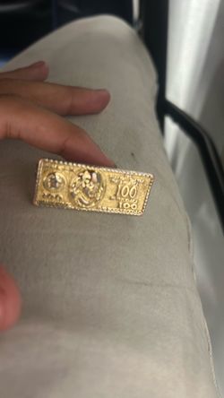 10 karat gold ring