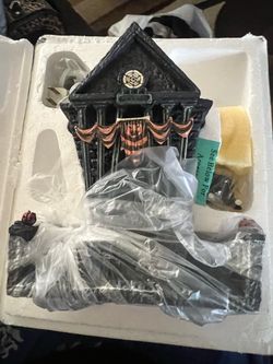 Hawthorne village the nightmare before Christmastown hall new