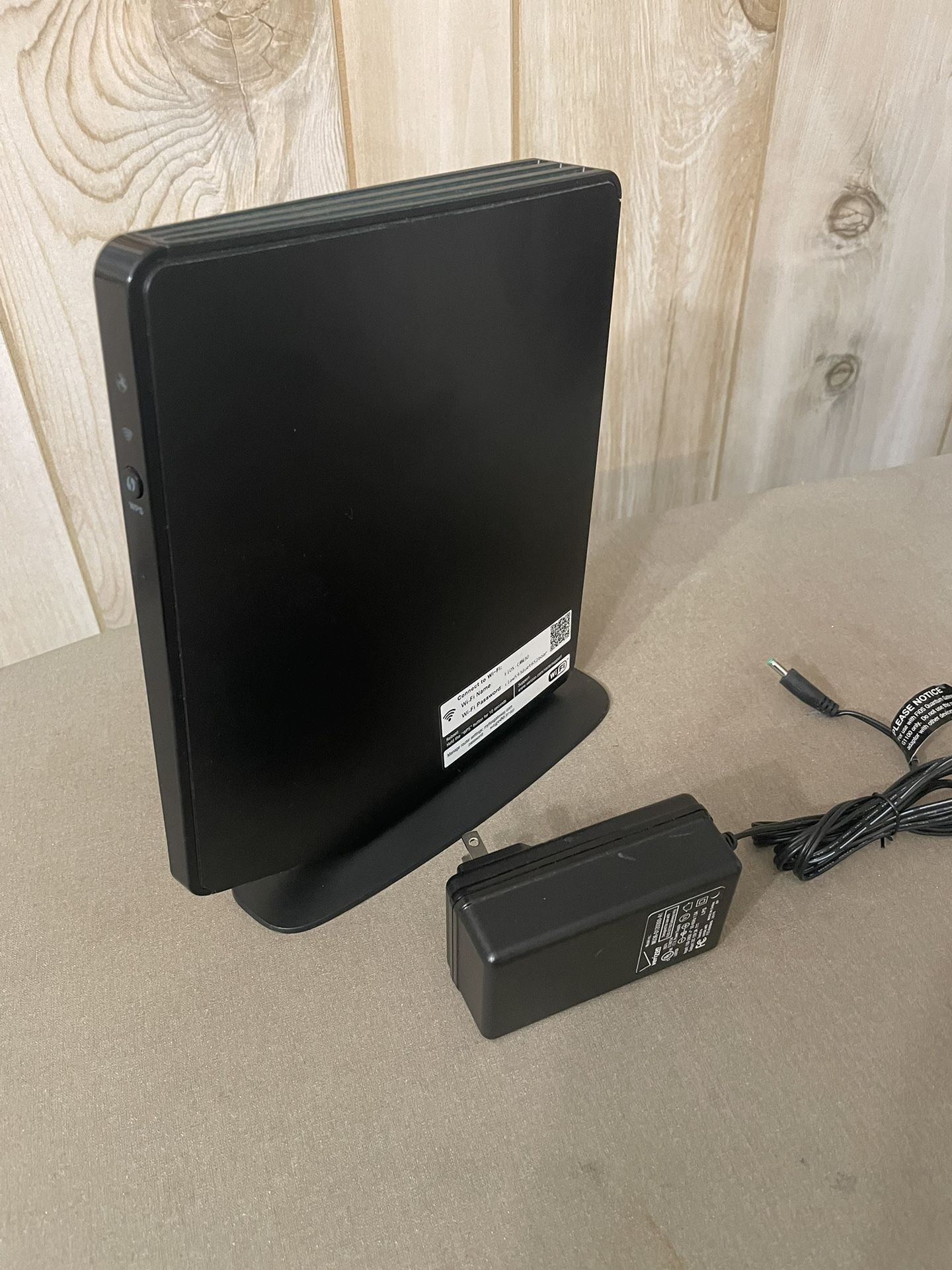 Fio’s Dual Band Quantum Gateway Router G1100