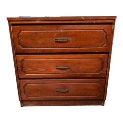 Traditional Solid Wood 3 Drawer Dresser Chest Cherry Finish