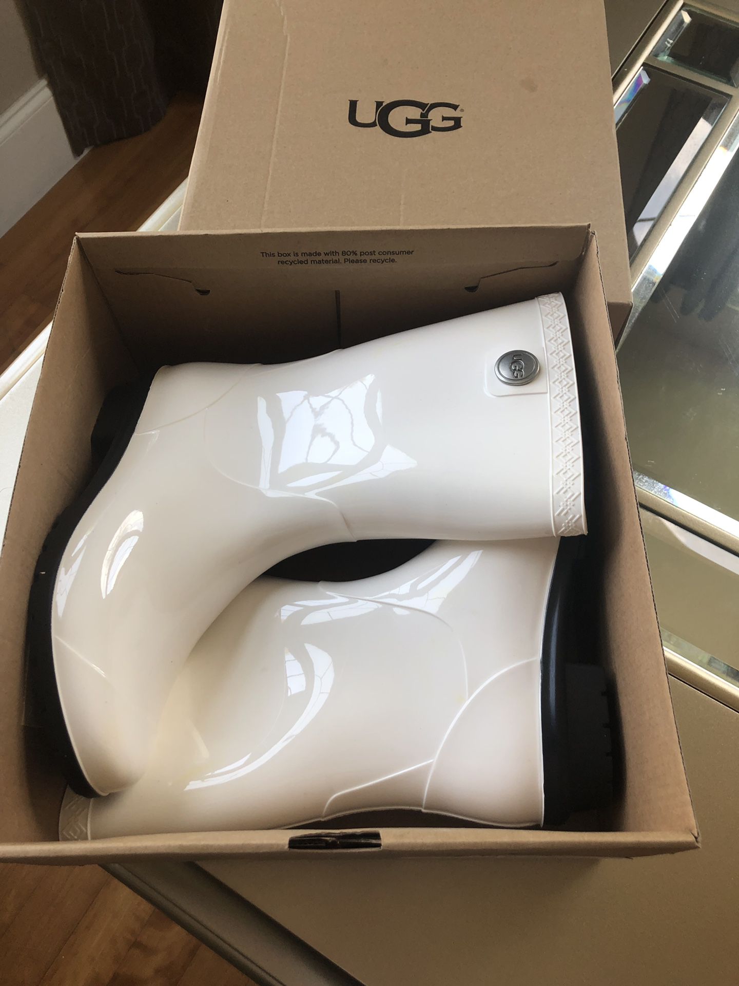 UGG White Rain Boots size 6 New