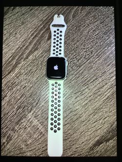 Apple Watch Series 7