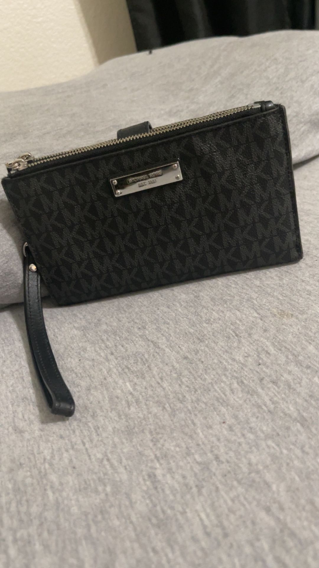Mk Wallet