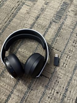 Sony PS5 Pulse 3D Wireless Headset – Black/White – With USB Adapter