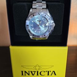 Invicta Men's Silver Watch – Blue Dial, Gift Box Included