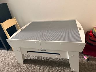 Lego Table