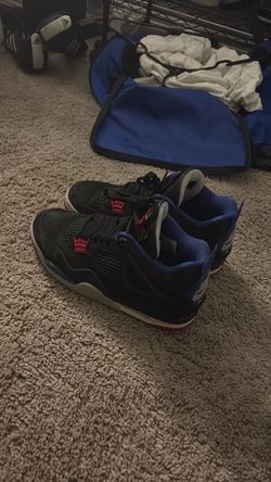 Air Jordan 4 Retro Sneakers size 10.5