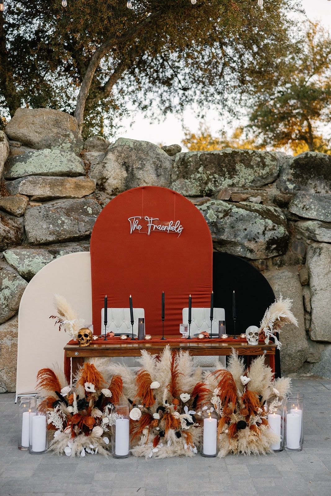 Three toned fall backdrop with frames