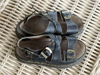 Unisex Doc Maarten Sandals