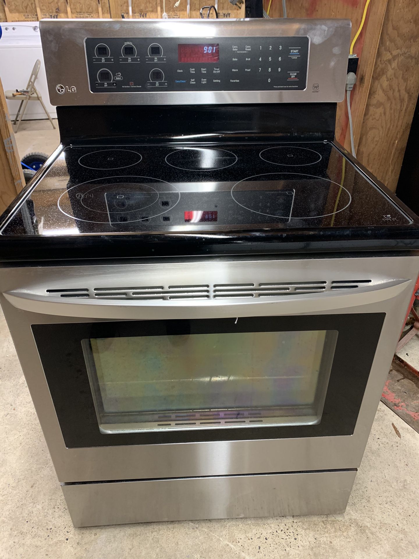 LG ELECTRIC STAINLESS STEEL STOVE SELF CLEAN