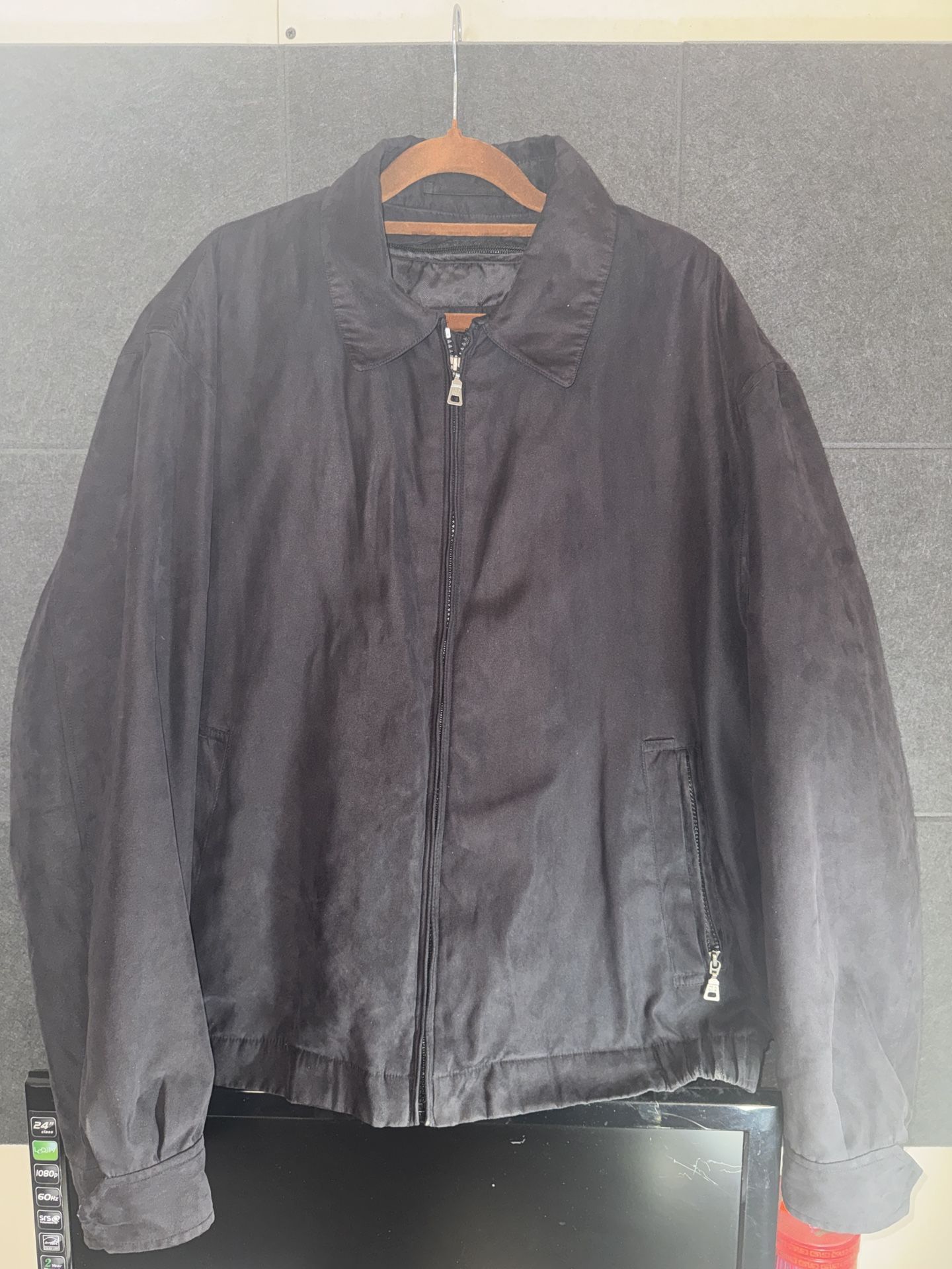 Jos. A. Bank Men’s Microfiber Suede Jacket M – Black Zip-Up Coat with Plaid Lining