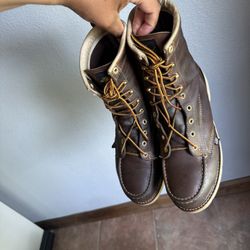 Thorogood Boots 9.5 WIDE