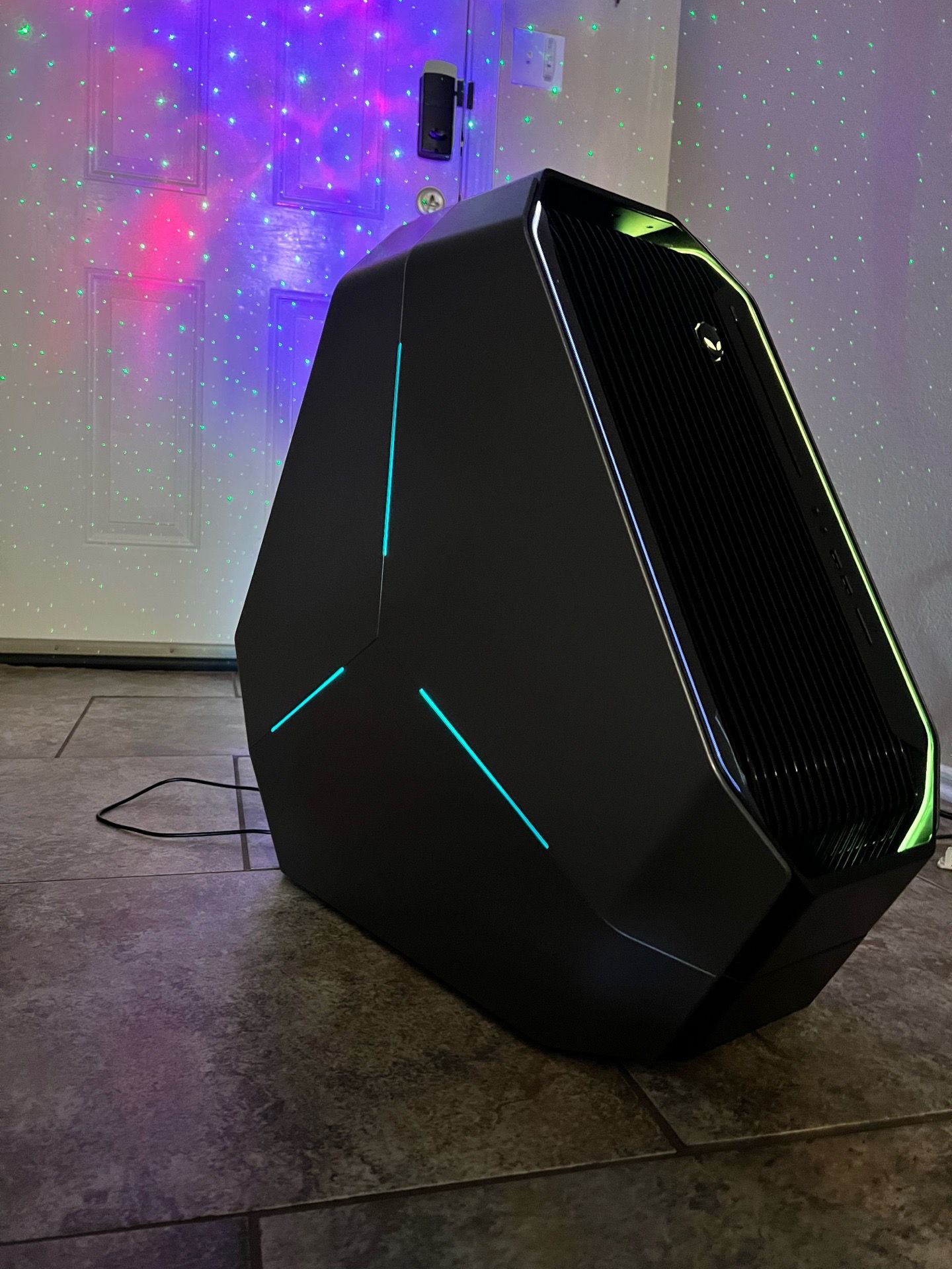 Entire Complete Alienware Area 51 R2 - RTX Gaming PC