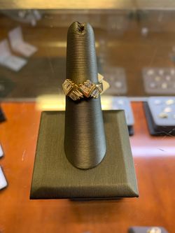 14K Yellow Gold Diamond Ring