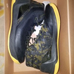 Curry 3 Basketball Shoes
