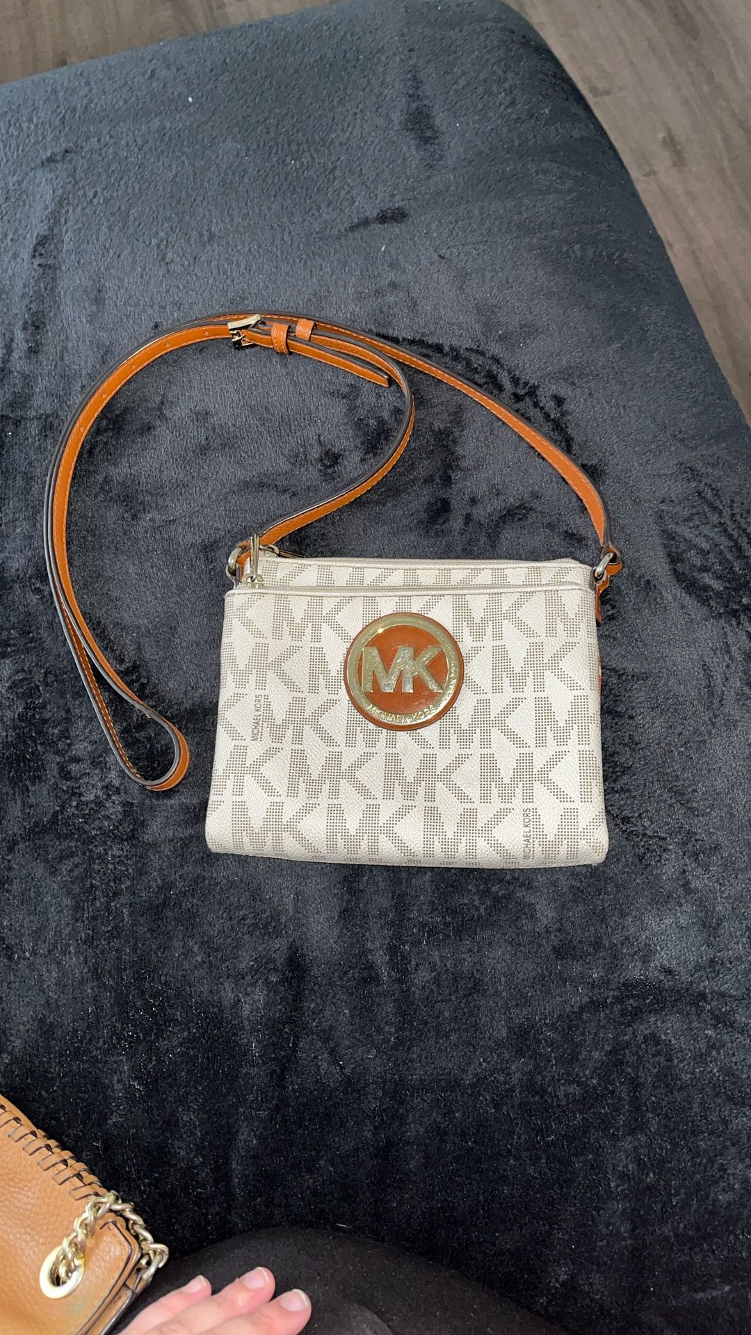 Micheal Kors Purse