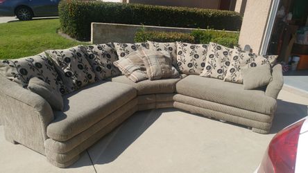 2piece "WOVEN" style Crescent Shape SECTIONAL COUCH