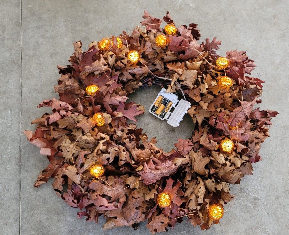 Fall Wreath With Light Up Pumpkins