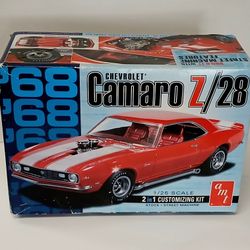 AMT AMT(contact info removed) Camaro Z/28 Plastic Model Car Kit 1/25 Scale
