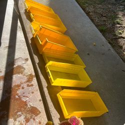  Organización S 8 Yellow Plastic  Used Good Condition $8  All 