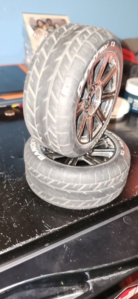 2 Bandito RC Tires