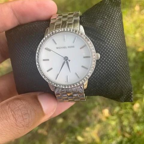 Used Women’s Michael Kors luxury Watch Works - Working Analog Casual Luxury Watch - Silver Color