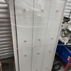 White Dresser With 6 Drawers