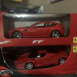 SUPER RARE FERRARI FF AND FERRARI ENZO MINT