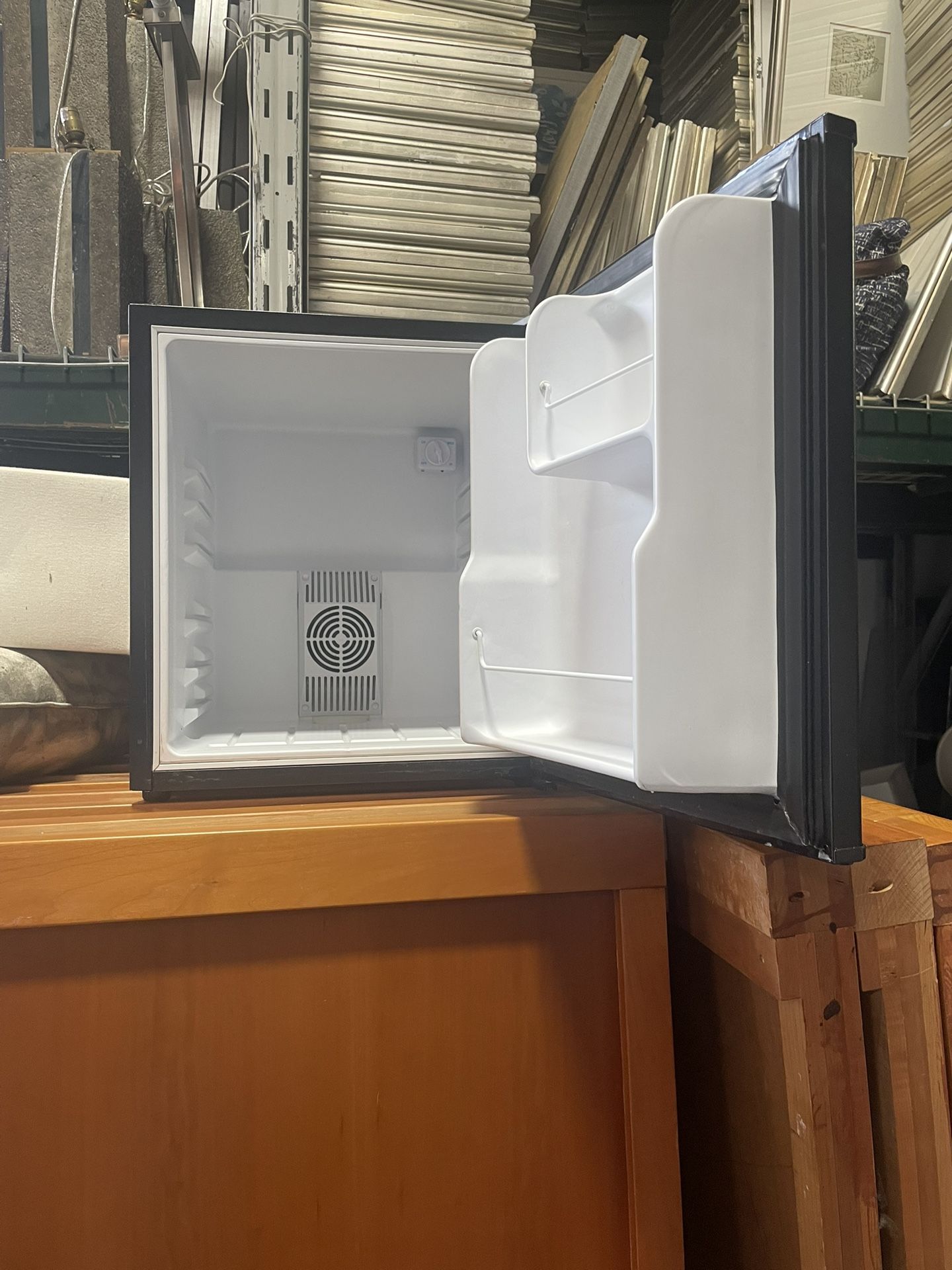 Refrigerator (Small)