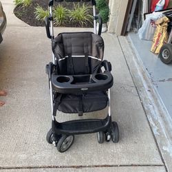 Graco Double Stroller Whit A Shade