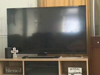 4 tv’s with remotes